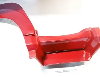 Крыло HOWO 2007 (тягач) правое красное